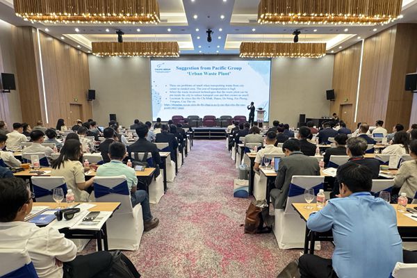 修图1 600x400.jpg